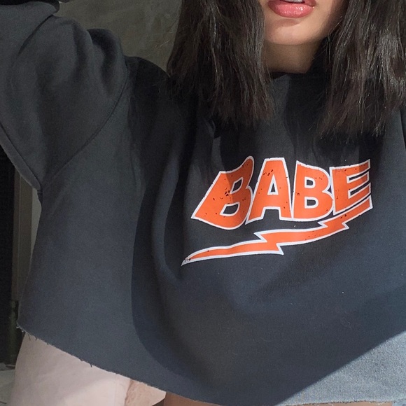 Babe⚡️ - Picture 3 of 3